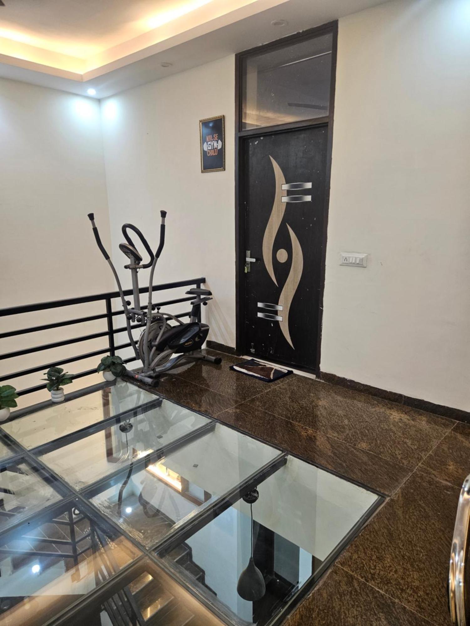 Ashirwaad 249 Bed and Breakfast Greater Noida Buitenkant foto