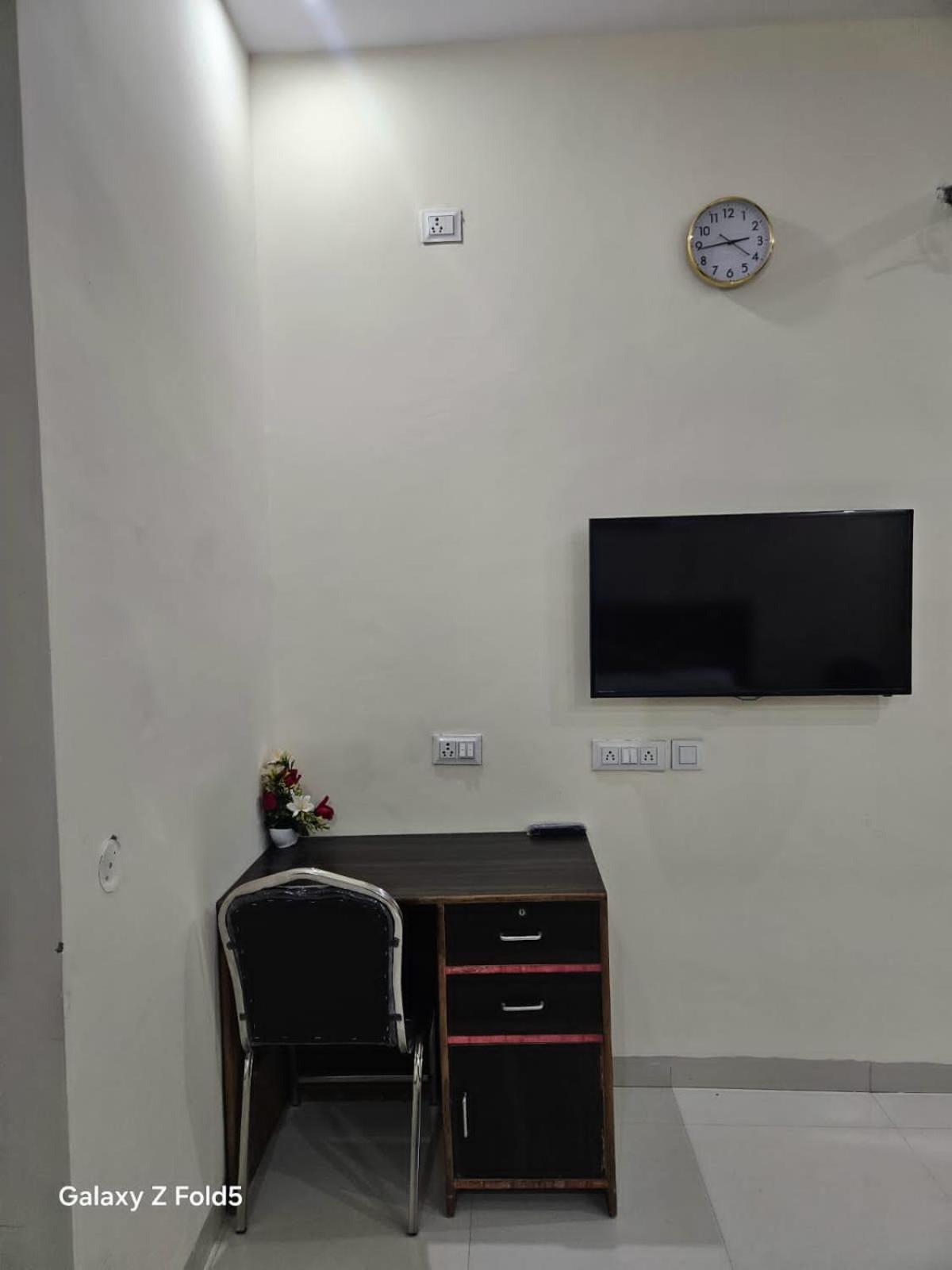 Ashirwaad 249 Bed and Breakfast Greater Noida Buitenkant foto